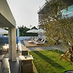 Sera Nikiti (Sithonia)