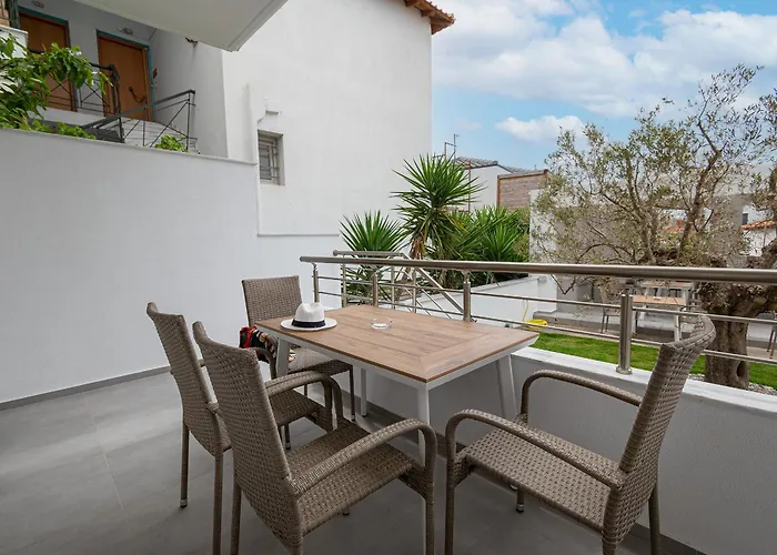 Sera Nikiti (Sithonia)