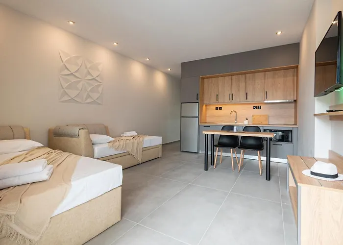 Sera Nikiti (Sithonia)