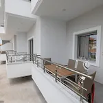 Apartment Sera Nikiti (Sithonia)